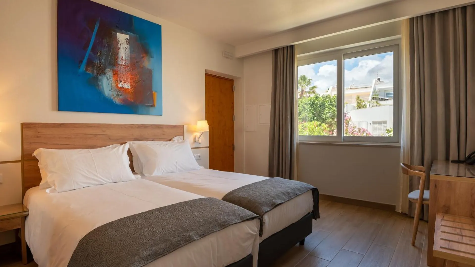 Vila Luz Aparthotel
