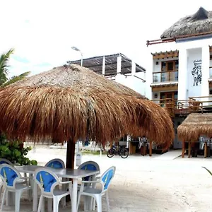 https://hotel-el-caballo-blanco.quintano-roohotels.com